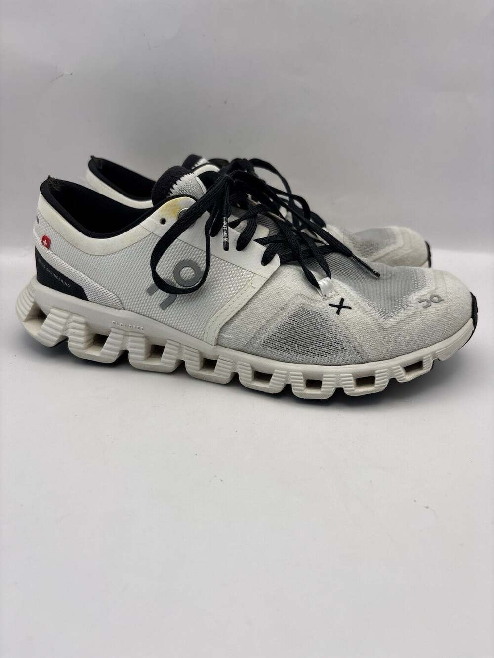 On Cloud X 3 White Black Sneakers Women Size 7.5